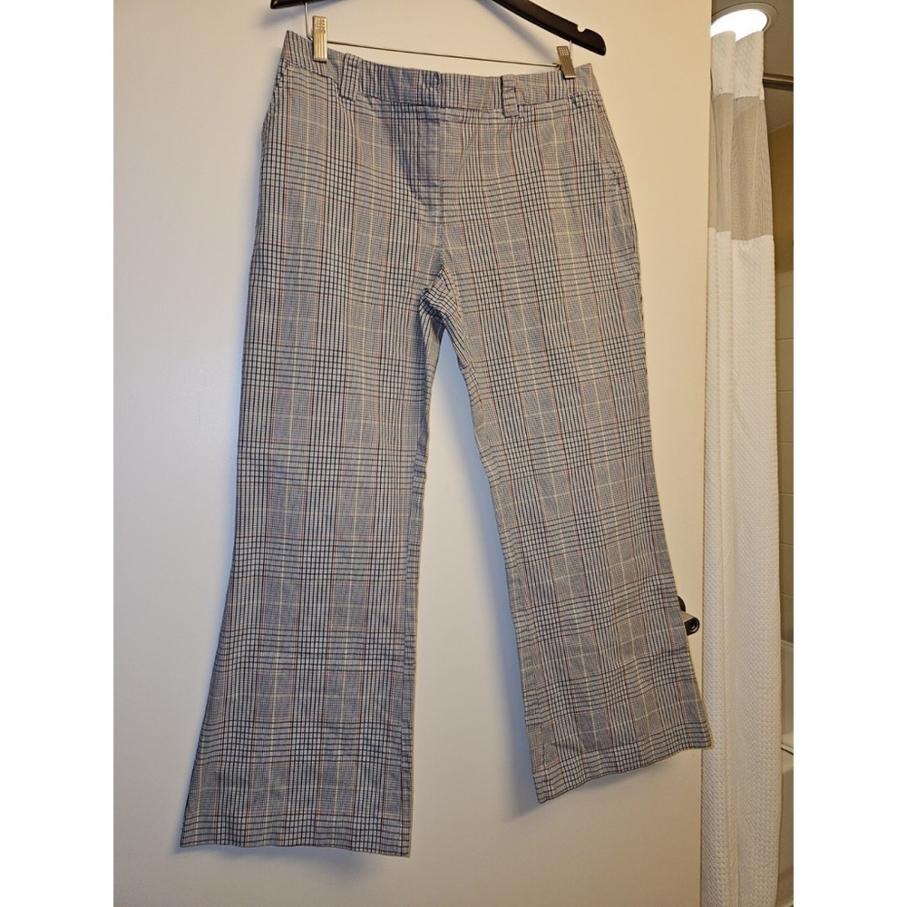 Chic Plaid Wide-Leg Trousers